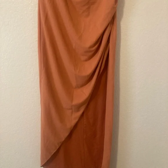 Chic Terracotta Draped Maxi Dress - Picture 4 of 4